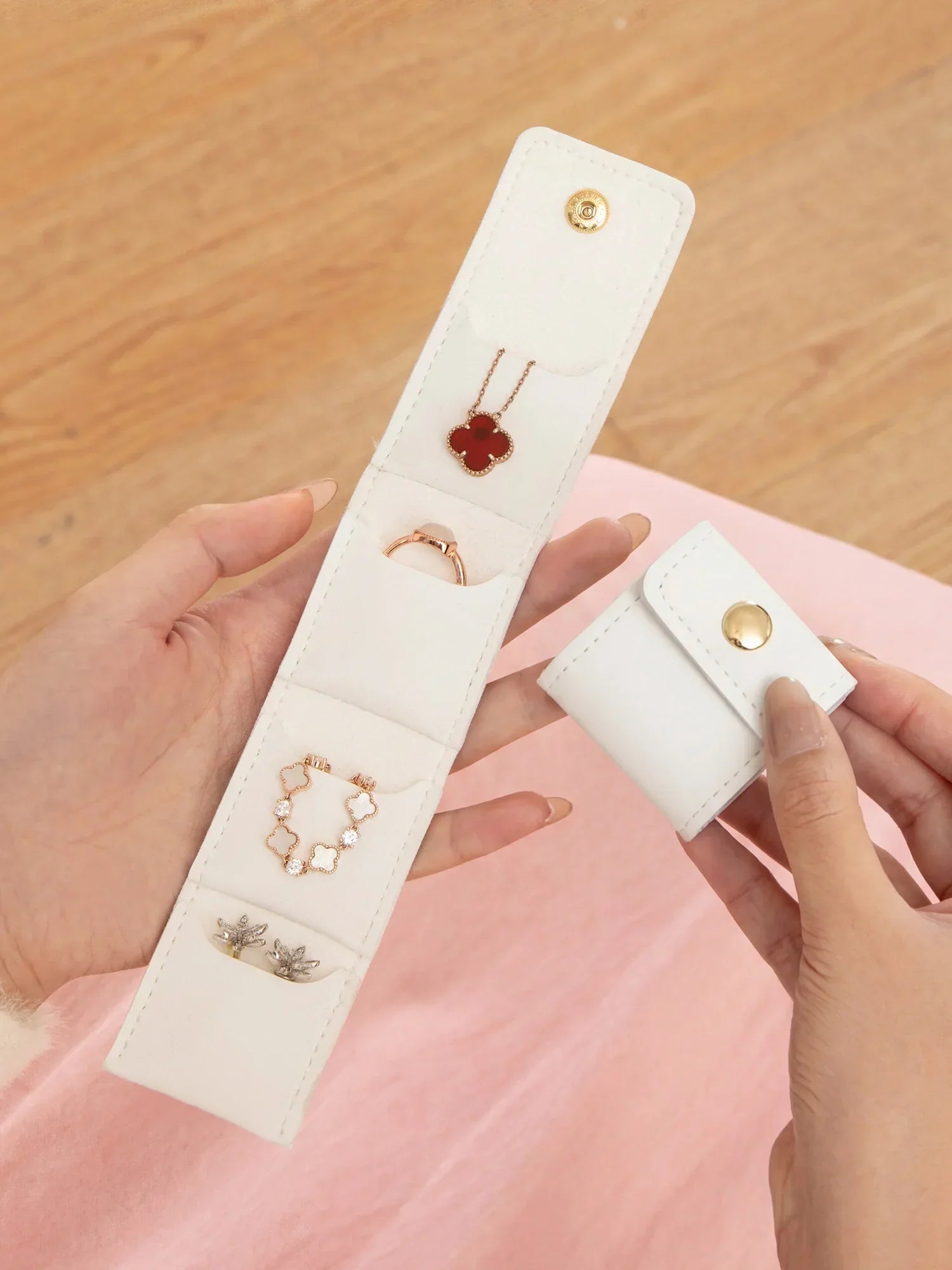 Portable Jewelry Pouch